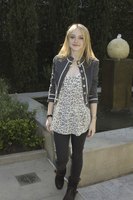 Dakota Fanning longsleeve t-shirt #2246011