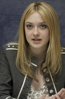Dakota Fanning Tank Top #2246015