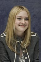 Dakota Fanning Tank Top #2246044