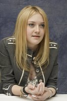 Dakota Fanning tote bag #G582495