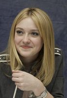 Dakota Fanning Sweatshirt #2246047