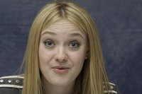 Dakota Fanning Sweatshirt #2246062