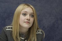 Dakota Fanning t-shirt #2246071