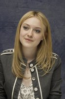 Dakota Fanning Sweatshirt #2246073