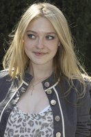 Dakota Fanning tote bag #G582544
