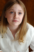 Dakota Fanning Tank Top #2269414