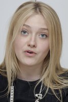 Dakota Fanning Tank Top #2283712