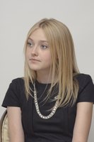 Dakota Fanning mug #G619854