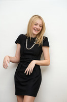 Dakota Fanning mug #G625939