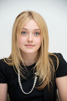 Dakota Fanning mug #G625940