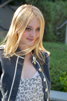 Dakota Fanning mug #G625949
