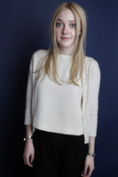 Dakota Fanning mug #G666504
