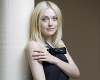 Dakota Fanning mug #G666505