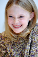 Dakota Fanning t-shirt #2402777