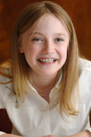 Dakota Fanning hoodie #2407028