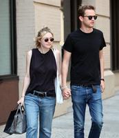 Dakota Fanning t-shirt #2710804