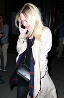 Dakota Fanning longsleeve t-shirt #2710838