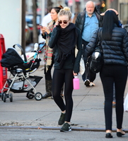 Dakota Fanning tote bag #G952945