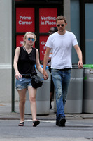 Dakota Fanning mug #G952971