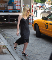 Dakota Fanning Tank Top #2710913
