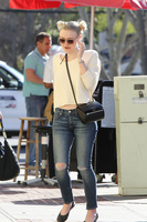 Dakota Fanning tote bag #G953026