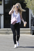 Dakota Fanning longsleeve t-shirt #2710929