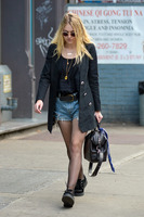 Dakota Fanning longsleeve t-shirt #2710933