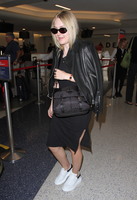 Dakota Fanning hoodie #2711000