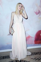 Dakota Fanning hoodie #2711013