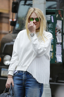 Dakota Fanning Sweatshirt #2711079