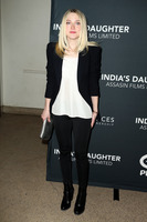 Dakota Fanning hoodie #2711109
