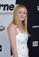 Dakota Fanning t-shirt #3258802