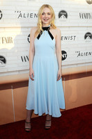 Dakota Fanning Sweatshirt #3294352