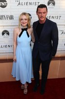 Dakota Fanning Sweatshirt #3294365