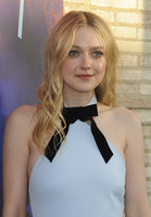 Dakota Fanning tote bag #G1536472
