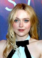 Dakota Fanning t-shirt #3294432