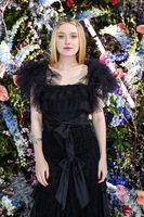 Dakota Fanning t-shirt #3725864