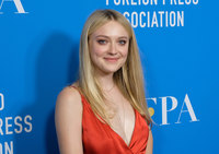 Dakota Fanning magic mug #G2402323