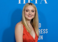 Dakota Fanning magic mug #G2402326