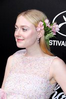 Dakota Fanning magic mug #G2464607