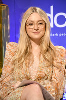 Dakota Fanning mug #G2525110