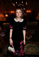 Dakota Fanning Longsleeve T-shirt #3907857