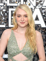 Dakota Fanning mug #G2547946