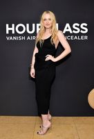Dakota Fanning mug #G2547969
