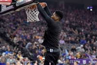 Damian Jones Sweatshirt #3413687