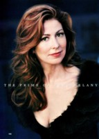 Dana Delany Sweatshirt #1507411