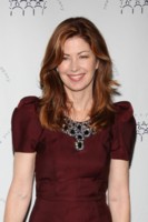 Dana Delany Longsleeve T-shirt #1524582