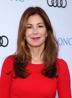 Dana Delany Longsleeve T-shirt #3282780