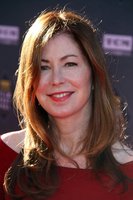 Dana Delany Longsleeve T-shirt #3789027