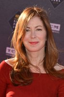 Dana Delany Longsleeve T-shirt #3789030
